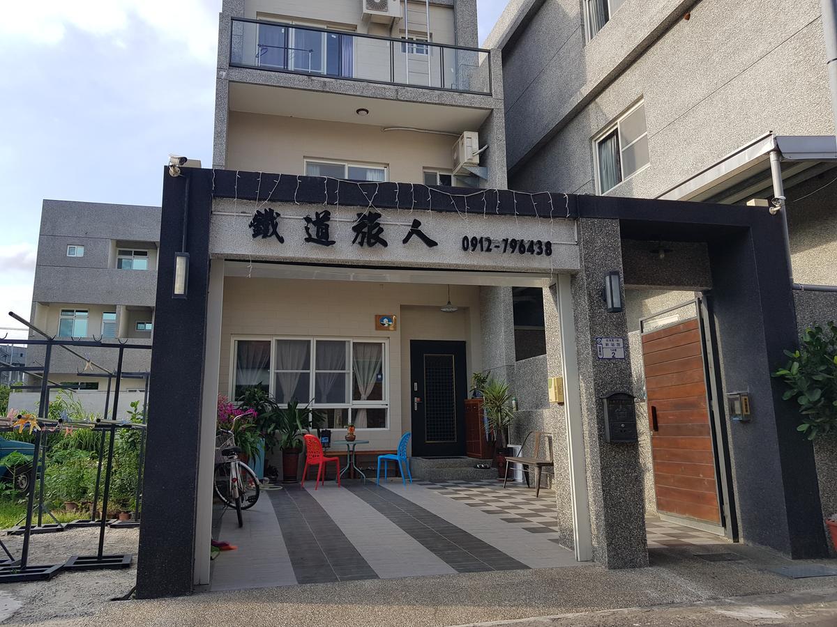 Railway Traveler B&B Taitung Exterior photo